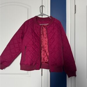 Women's Quilted Bomber Jacket - Burgundy